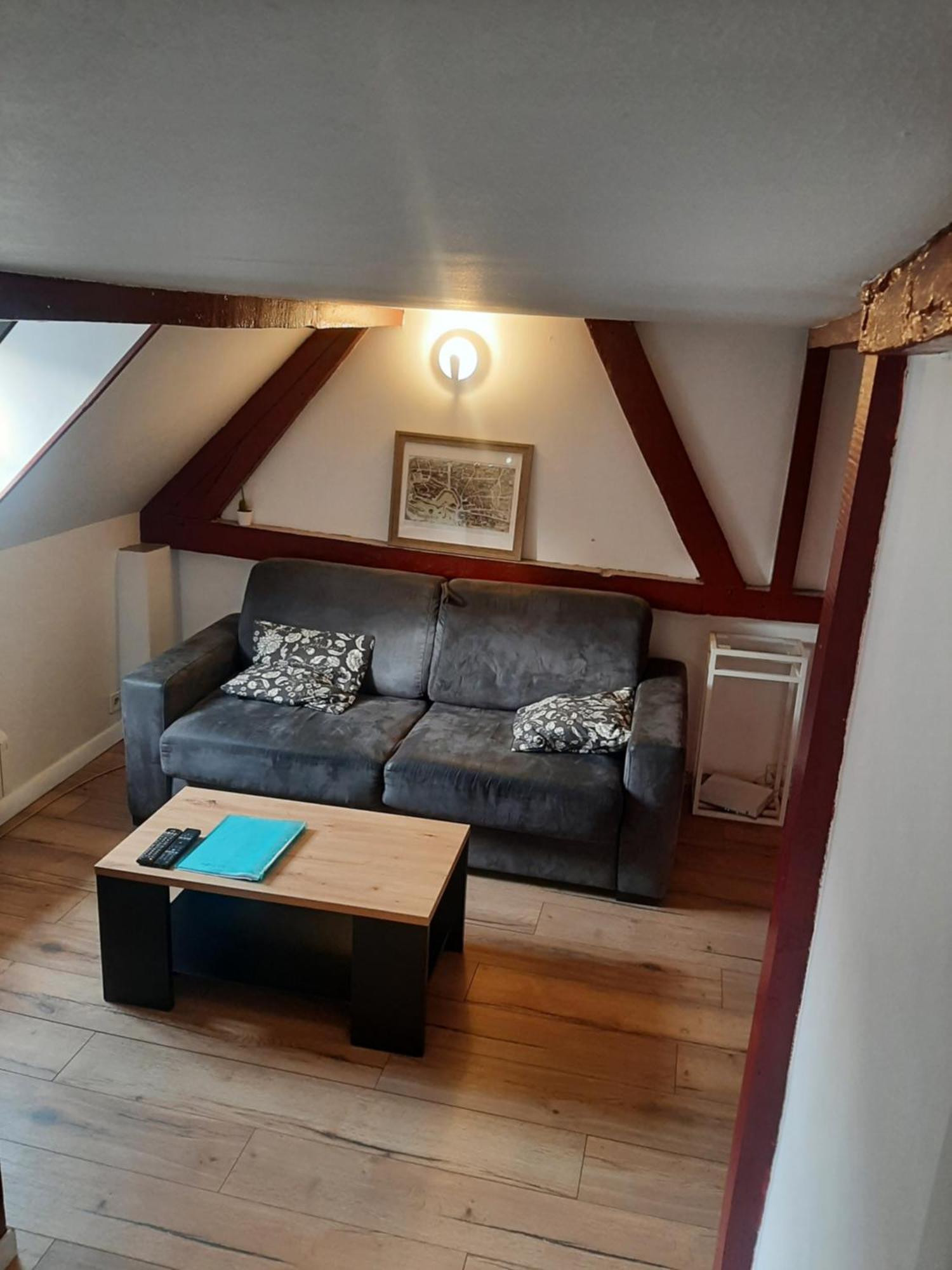La Compagnie De La Ville Honfleur Esterno foto